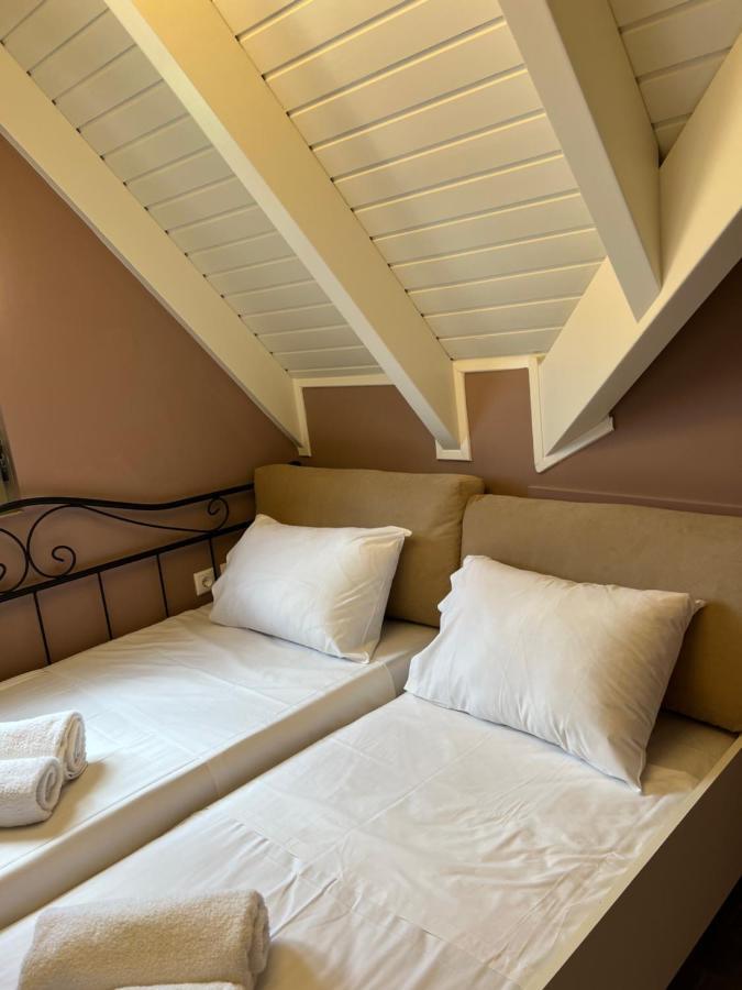 Central Smart Maisonette Appartement Argostoli  Buitenkant foto